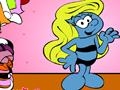 Berpakaian Smurfettu untuk bermain dalam talian